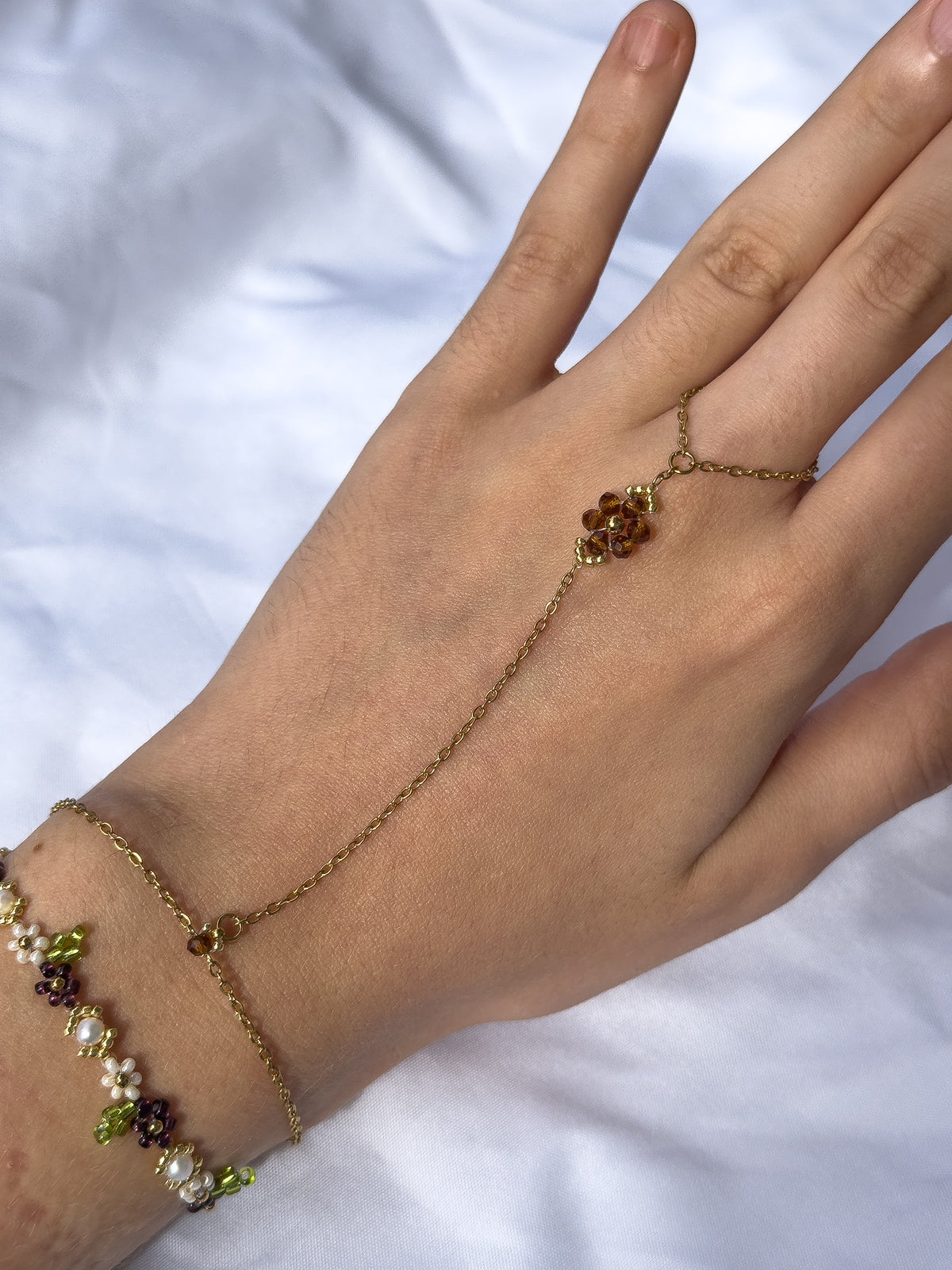 Autumn flower handchain