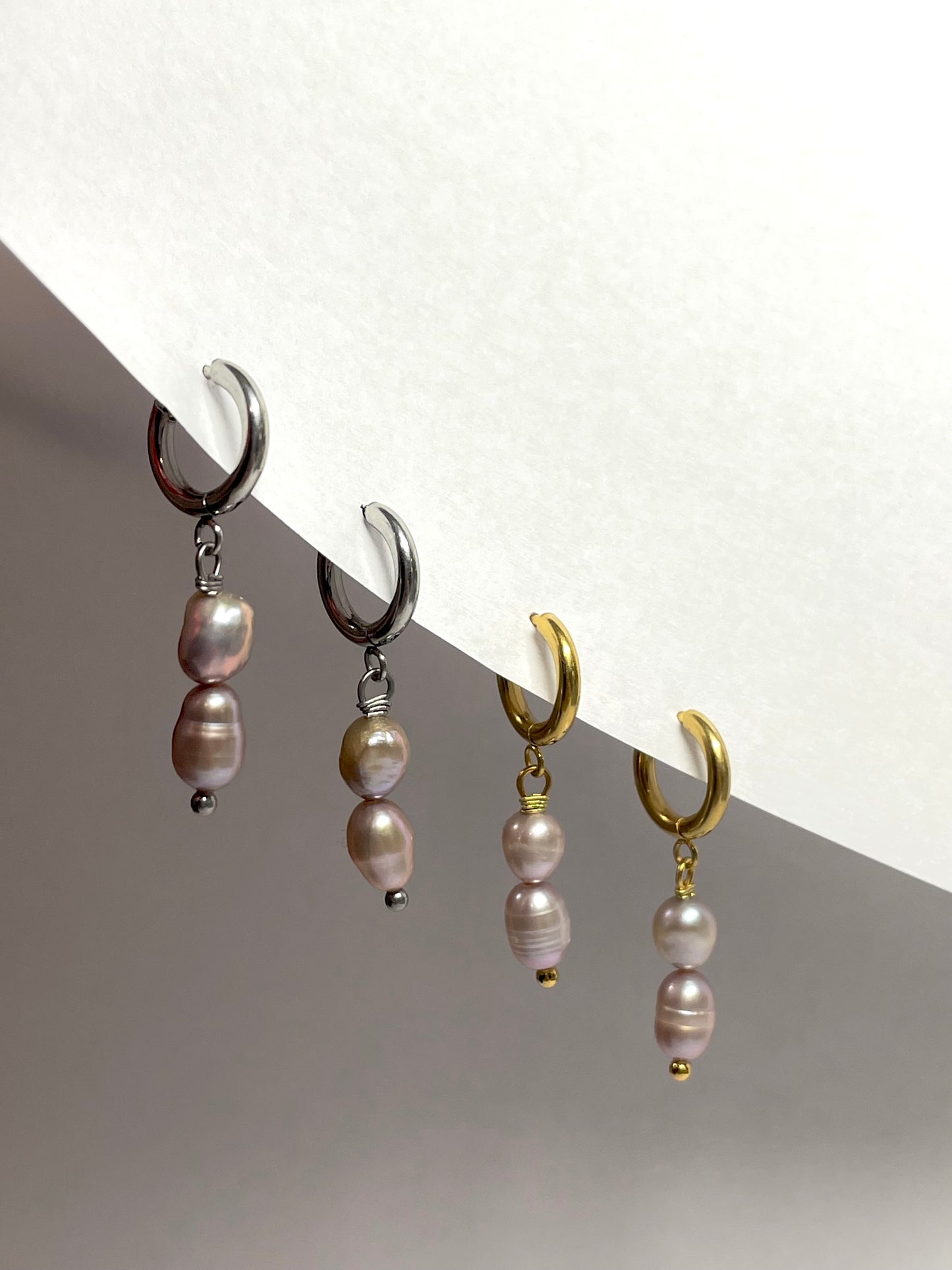 Purple freshwater pearls earrings