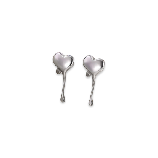 Melting heart earrings