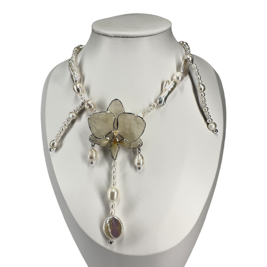 Pearly heavenly orchid necklace