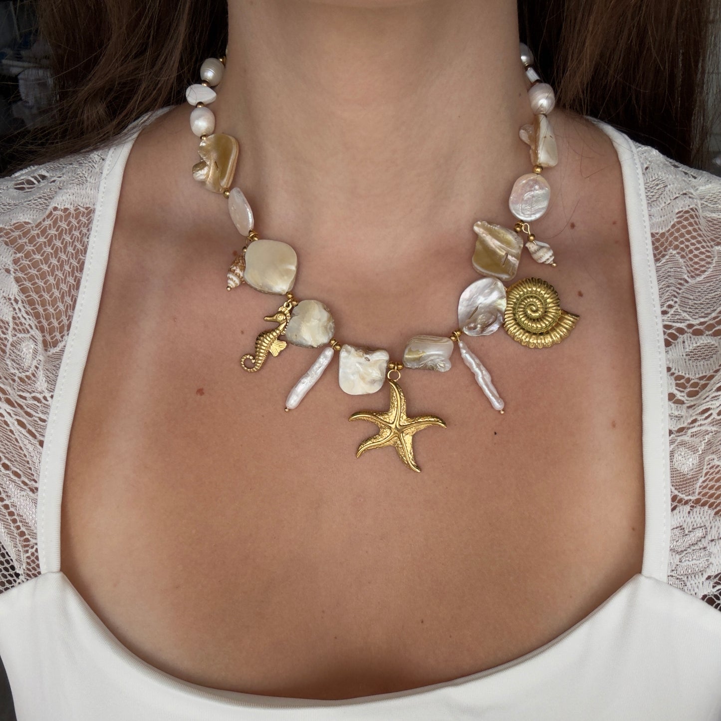 Chunky shelly pendant summer necklace