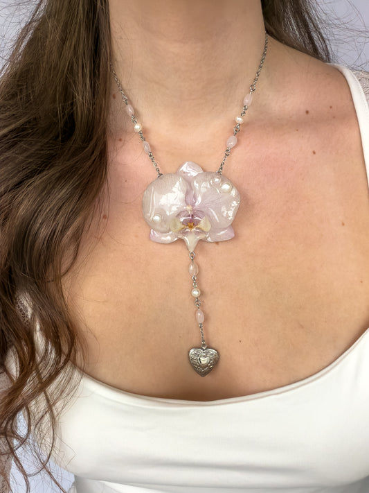 Mariselle orchid necklace