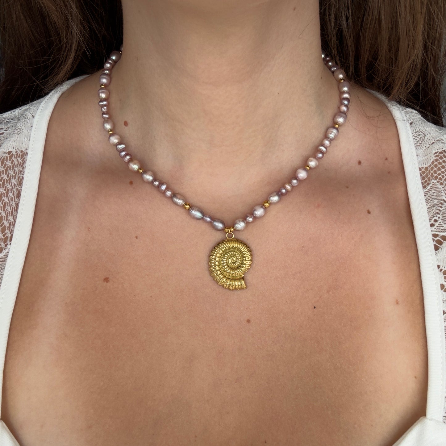 Spiral shell ricepearl necklace