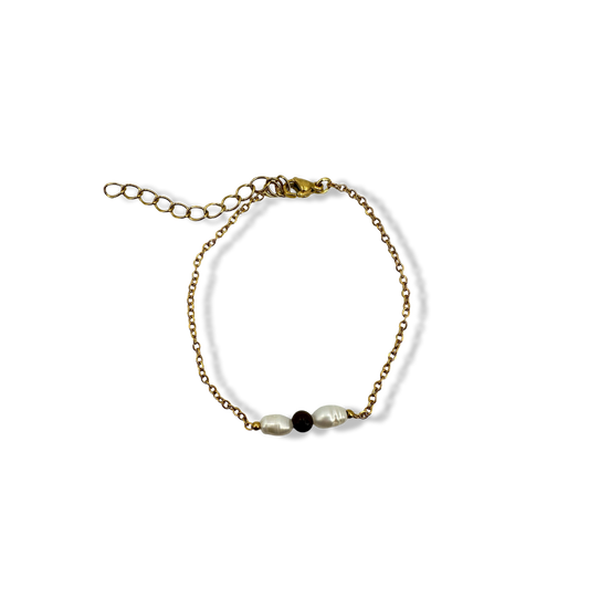Dainty tyger eye bracelet