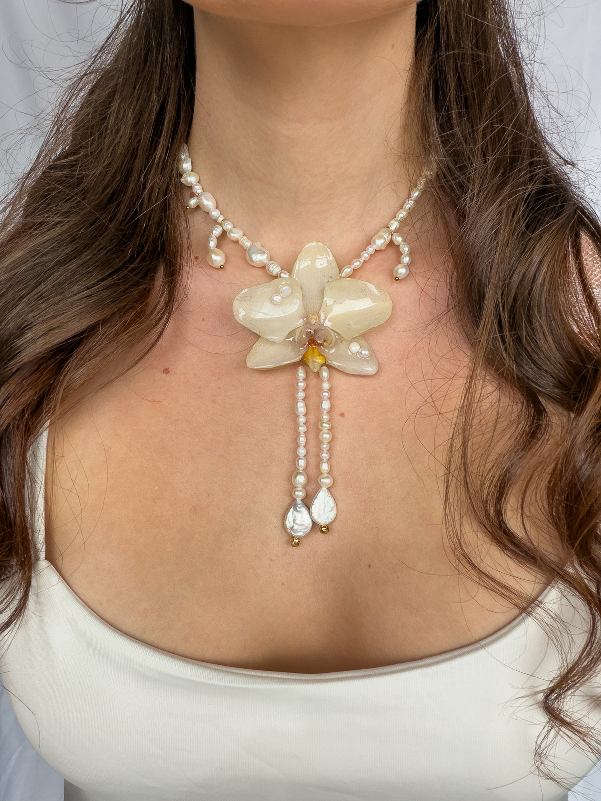 Luneth orchid necklace