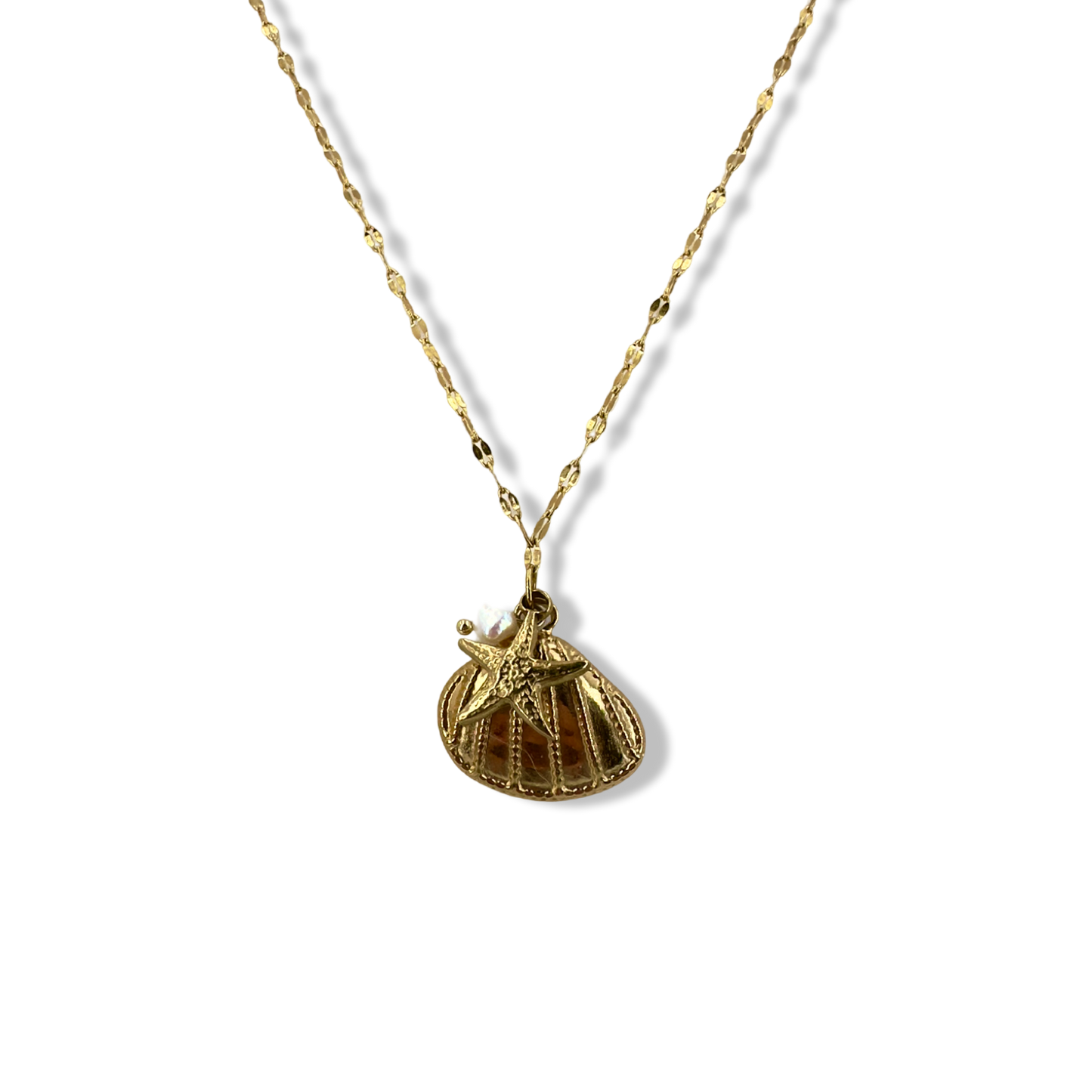 Cordelia shell necklace