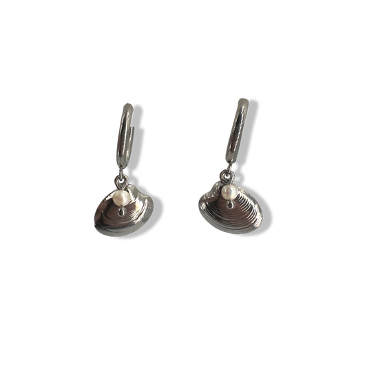 Shell pearl hoops earrings
