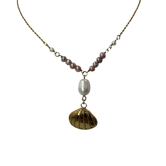 Mermaid shell pearly necklace