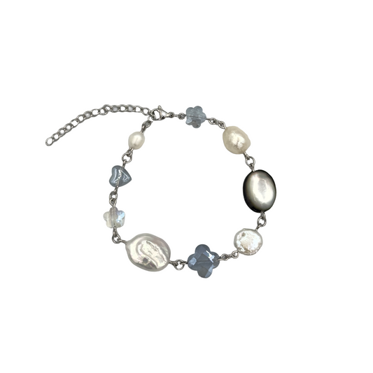 Galaxy pearly bracelet
