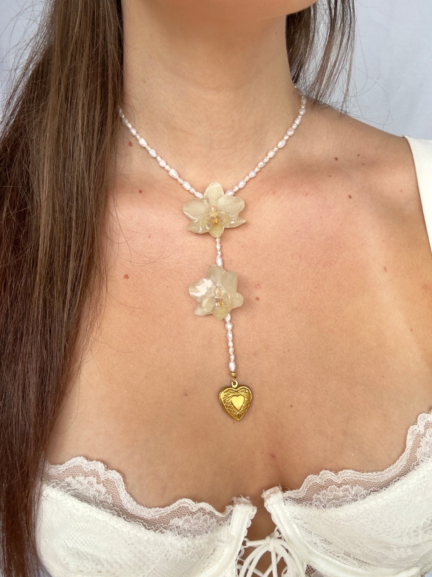 Pearl crown orchid necklace