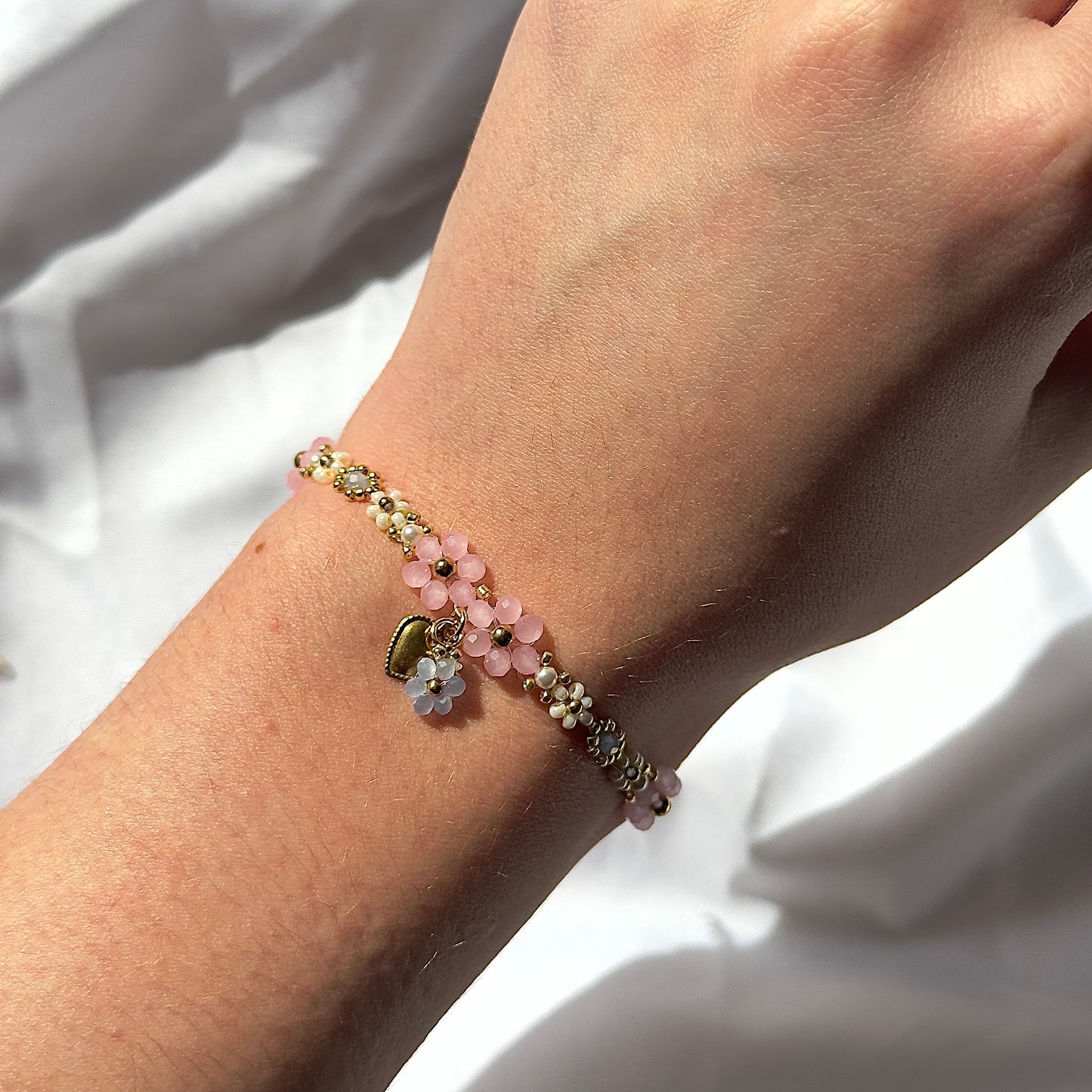 Magical flower bracelet