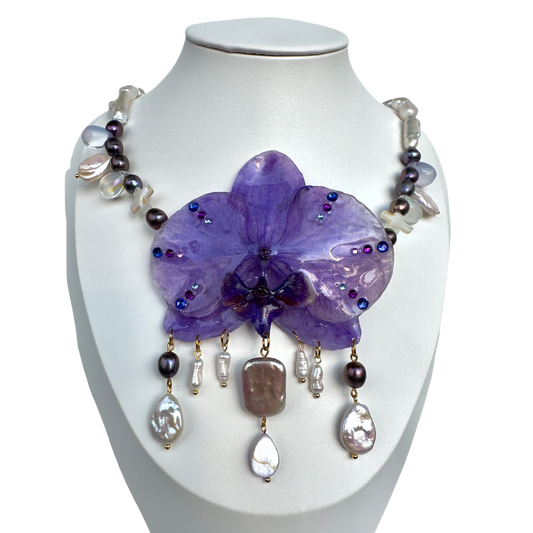 Purple pearls orchid necklace